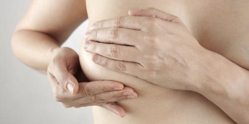 Breast cancer: the right gestures for an effective self-examination
