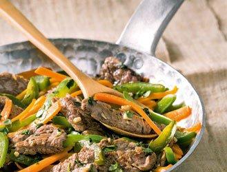 Beef with crunchy vegetables