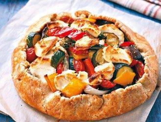 Vegetable tart with 2 cheeses
