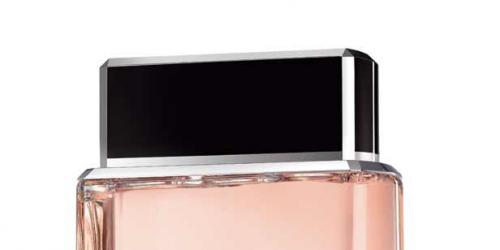 Dahlia Noir by Givenchy: a very couture fragrance!